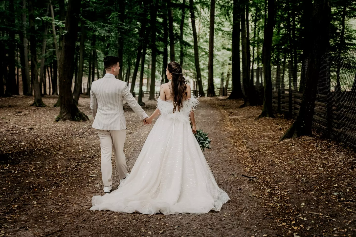 wedding-couple-holding-hands