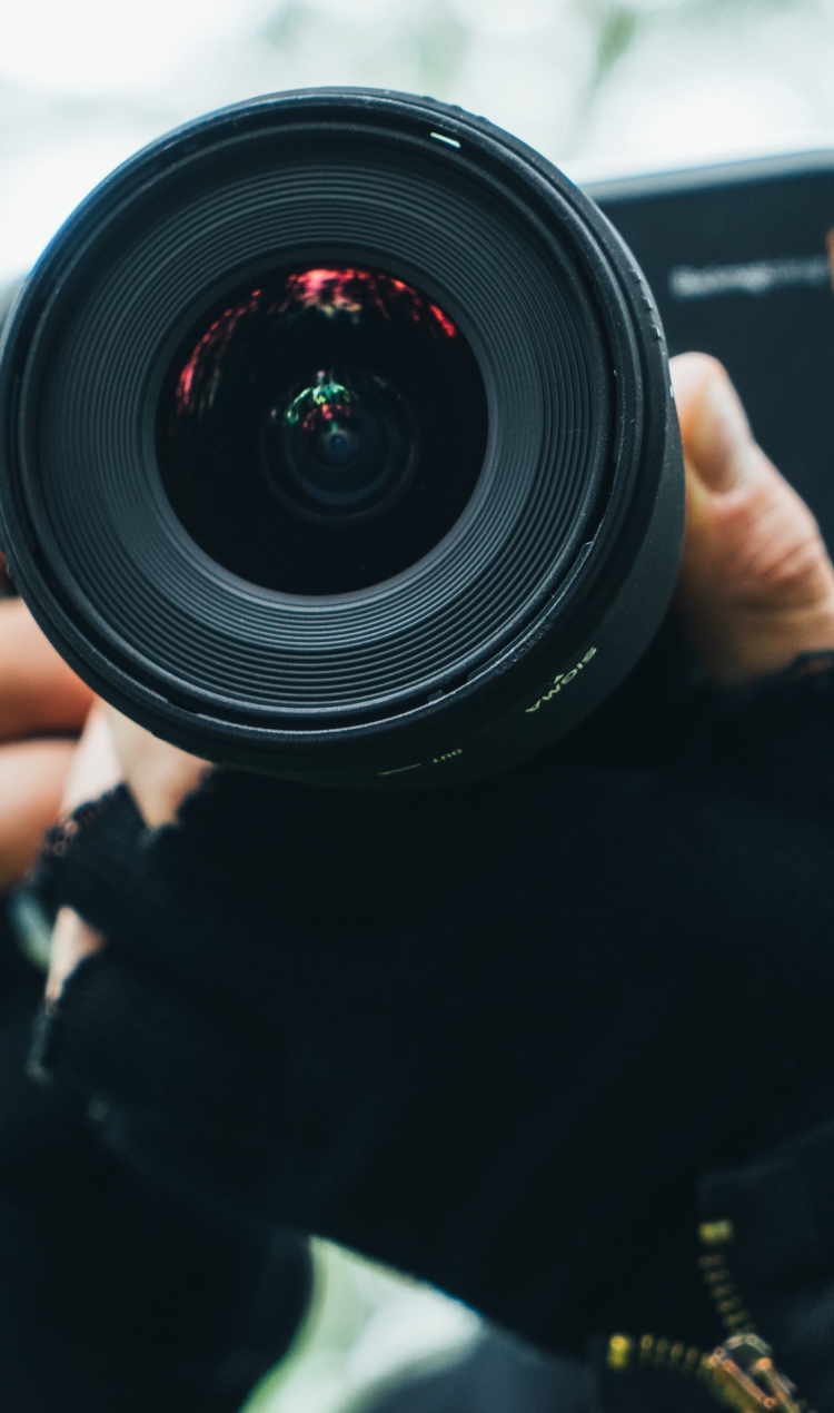 Photographer and videographer near you